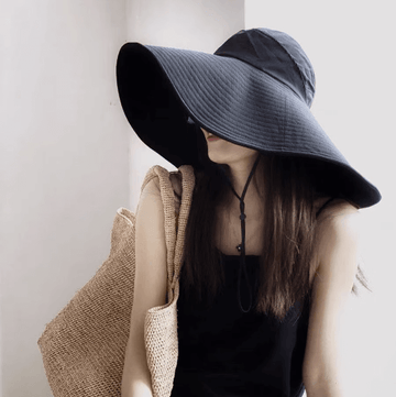 Extra Wide Brim Bucket Hat  for Women.