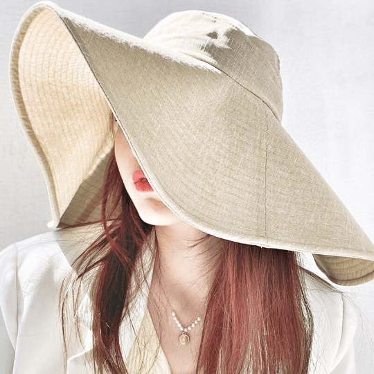 Extra Wide Brim Bucket Hat  for Women.