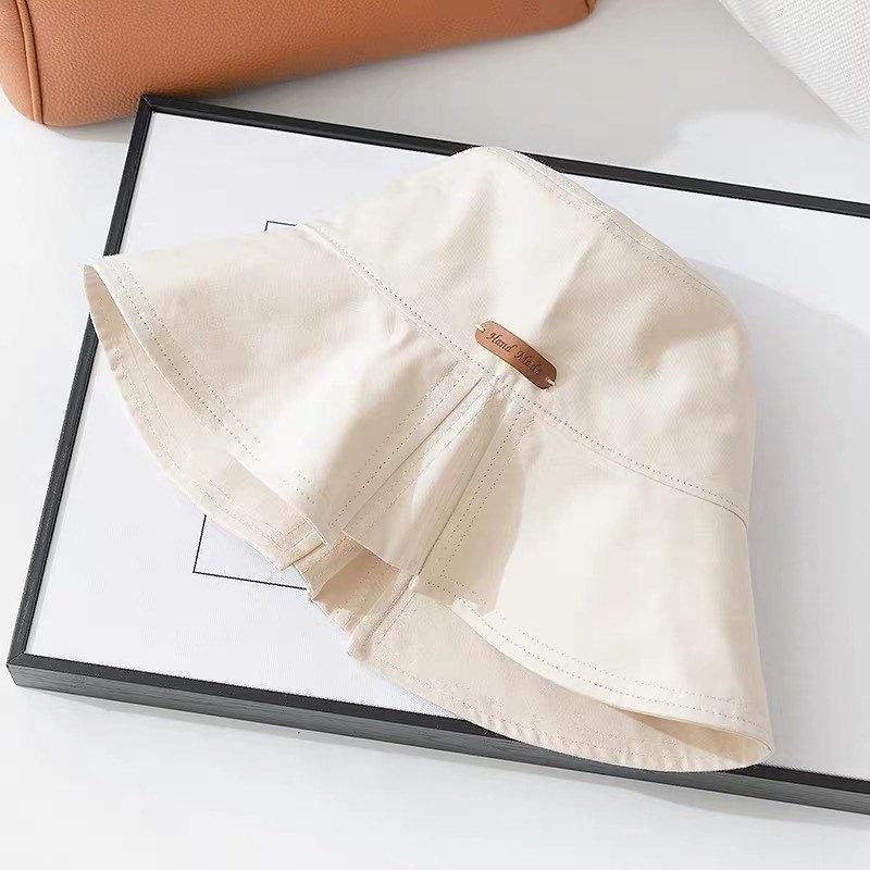 Foldable Wide Brim Bucket Hat for Women.