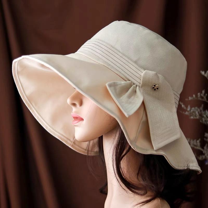Wide Brim Bucket Hat for Women.